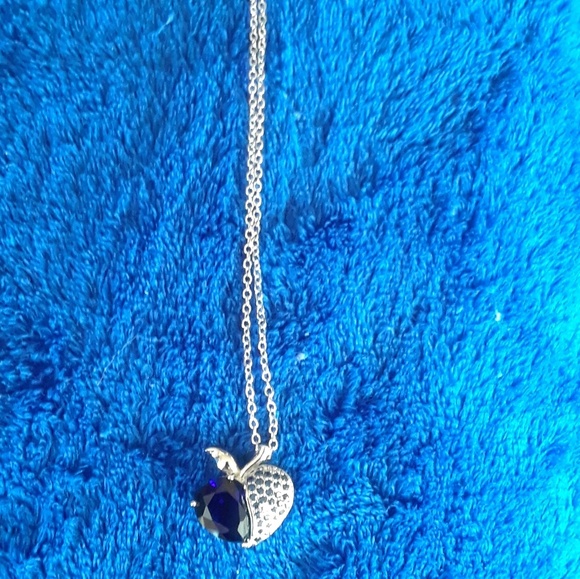 unknown Jewelry - 🔖Strawberry Pendant and Chain🔖